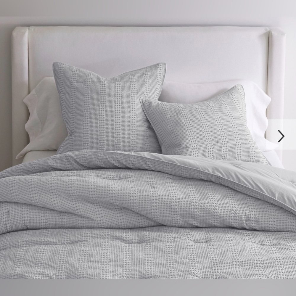 Pottery Barn Honeycomb Cotton Comforter Grey Twin